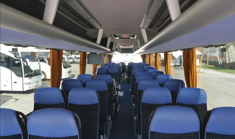 Austria: Coaches booking in Lower Austria in Lower Austria and Langenlois